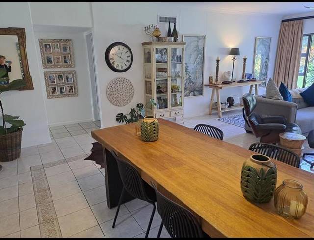 3 BEDROOM APARTMENT FOR SALE IN UMHLANGA RIDGE